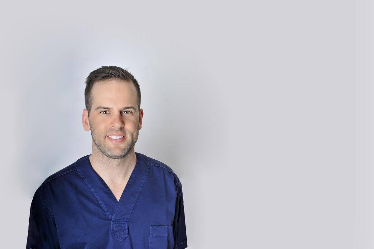 Dr. János Grosz dentist