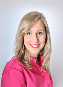 Dr. Kerék Beatrix fogorvos, fogszabályozó szakorvos